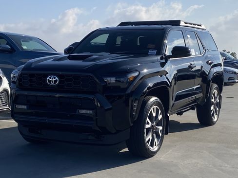 New 2026 Toyota 4Runner TRD Sport image 6