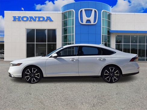 New 2025 Honda Accord Touring image 6