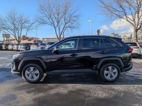 Used 2025 Toyota RAV4 XLE image 10