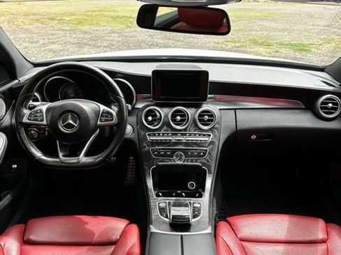 Used 2015 Mercedes-Benz C 300 4MATIC Sedan image 23