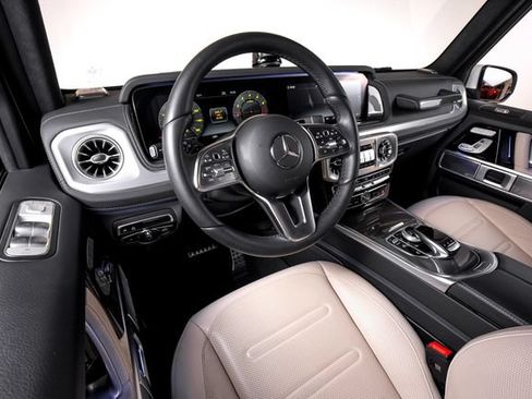 Used 2024 Mercedes-Benz G 550 image 28