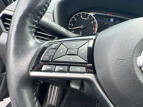 Used 2024 Nissan Altima 2.5 SL AWD/4WD image 14