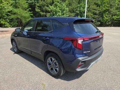 Used 2026 Kia Seltos LX FWD image 5