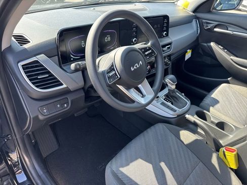 New 2026 Kia Seltos LX AWD/4WD image 10