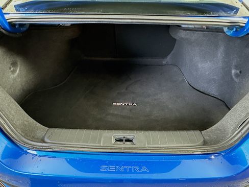 Used 2025 Nissan Sentra SR image 26