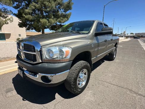 Used 2006 Dodge Ram 2500 Truck SLT w/ TRX4 Group AWD/4WD image 9