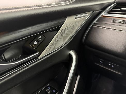 Used 2021 Jaguar F-PACE R-Dynamic S AWD/4WD image 18