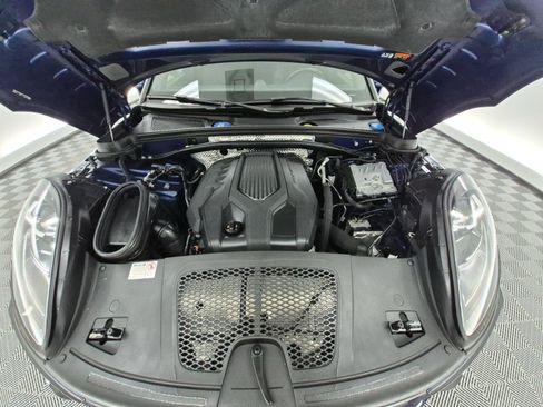 Used 2024 Porsche Macan w/ Premium Plus Package AWD/4WD image 27