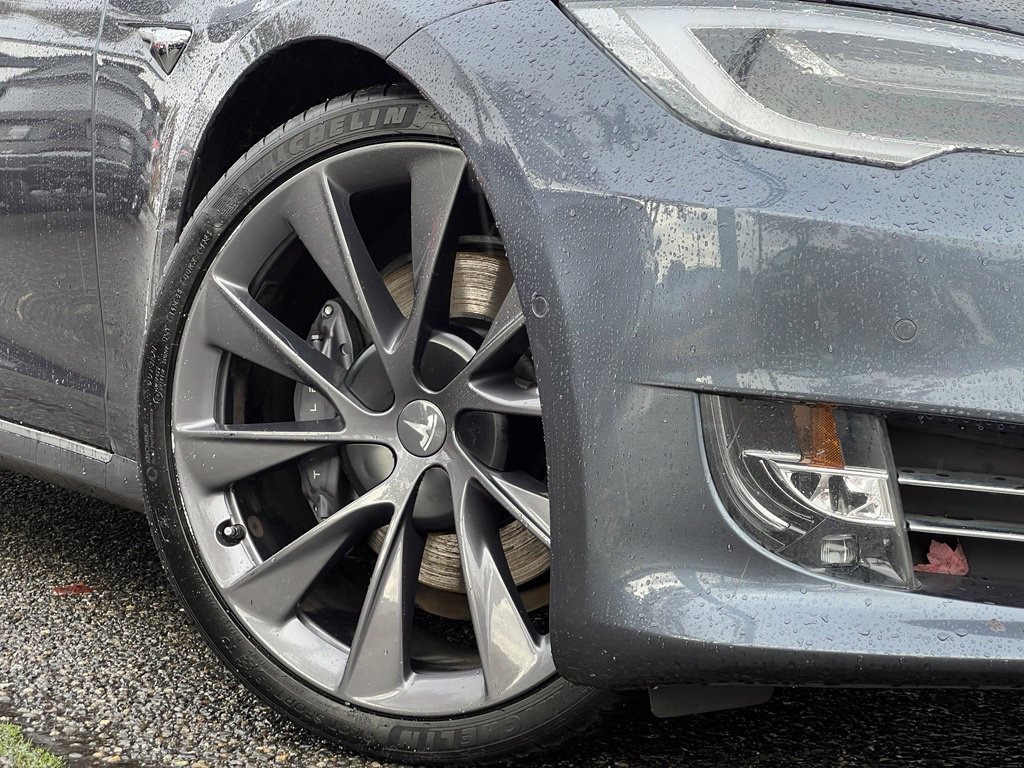 Used 2020 Tesla Model S Long Range Plus AWD/4WD image 2