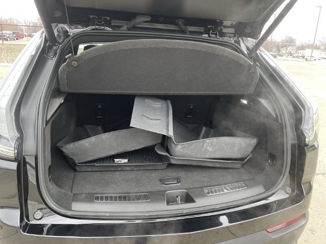 Used 2021 Cadillac XT4 Sport w/ Cold Weather Package AWD/4WD image 24