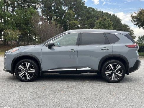 Certified 2022 Nissan Rogue Platinum w/ Head-Up Display Package image 24