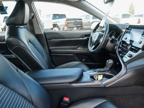 Certified 2023 Toyota Camry SE w/ Convenience Package image 16