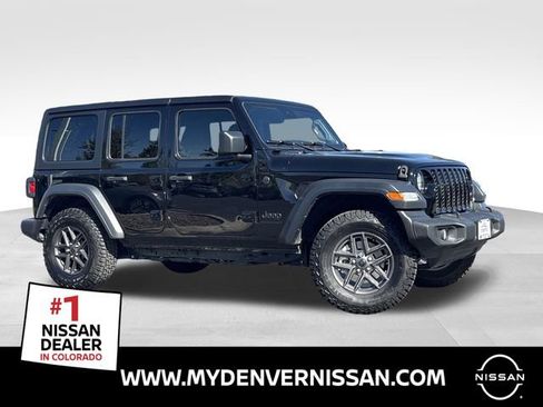 Used 2024 Jeep Wrangler Unlimited Sport AWD/4WD image 1