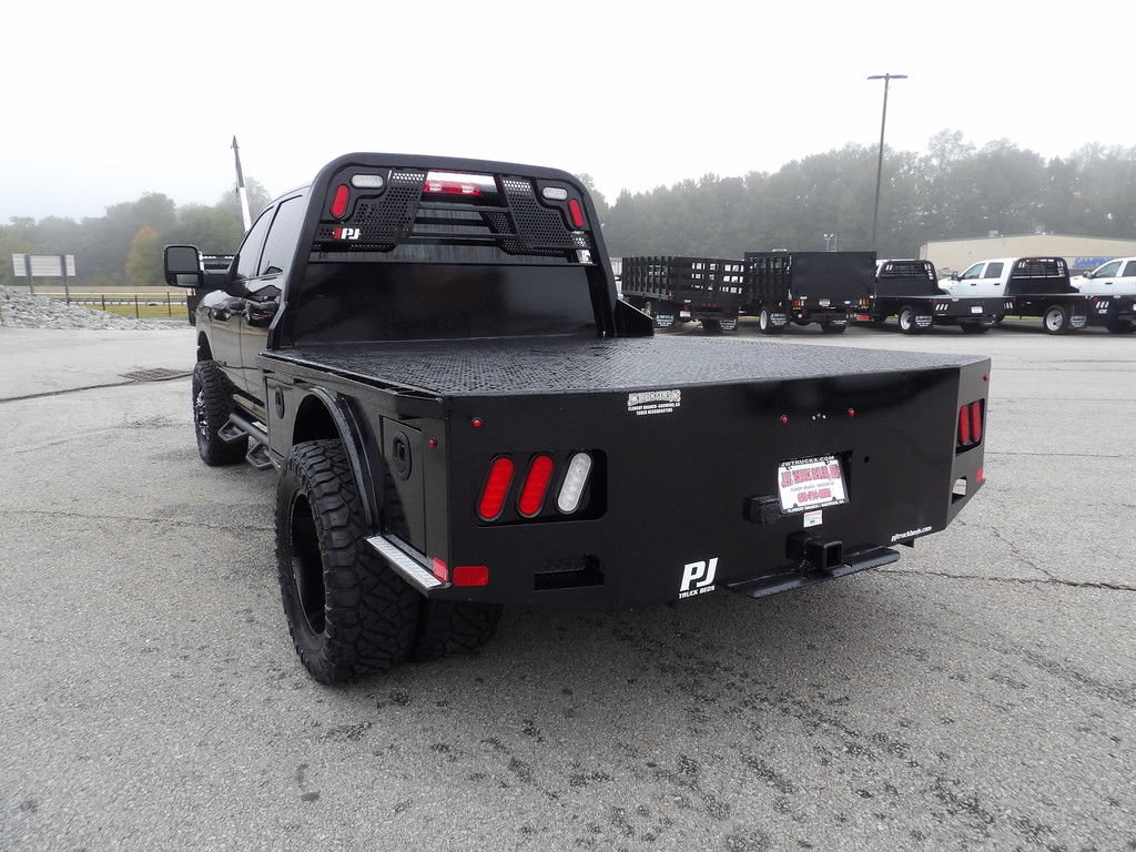 Used 2025 RAM 3500 Big Horn AWD/4WD image 5