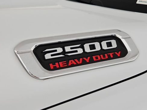 Used 2024 RAM 2500 Laramie image 38