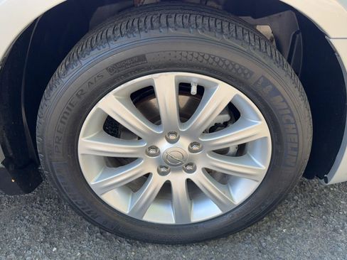 Used 2012 Chrysler 200 Touring image 5