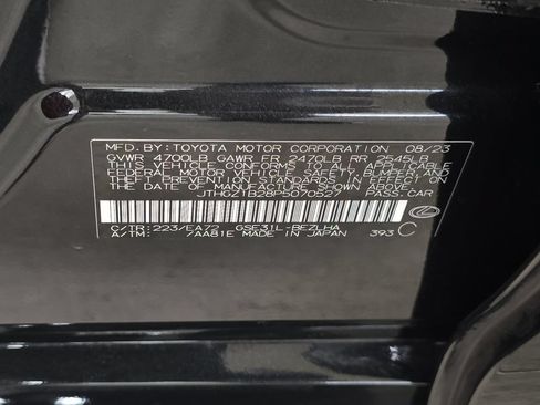 Used 2023 Lexus IS 350 F Sport RWD image 33