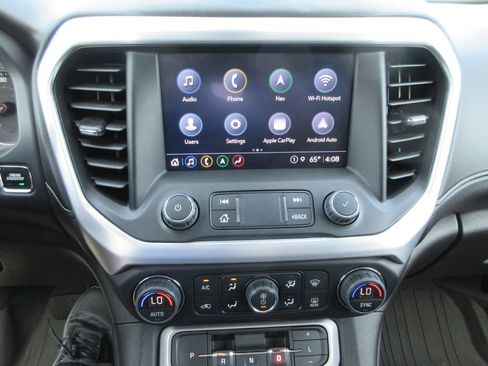 Used 2023 GMC Acadia SLT w/ Preferred Package FWD image 30
