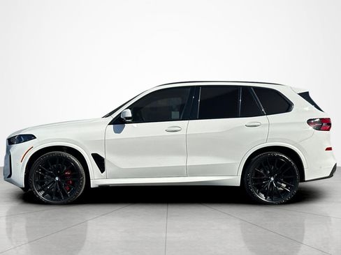 Used 2025 BMW X5 sDrive40i w/ M Sport Package RWD image 2