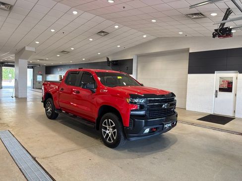 Used 2019 Chevrolet Silverado 1500 LT Trail Boss AWD/4WD image 1