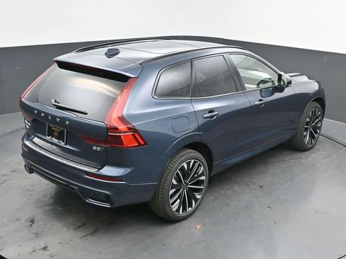 New 2026 Volvo XC60 B5 Ultra w/ Protection Package Premier image 37