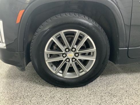 Used 2023 Chevrolet Traverse LT AWD/4WD image 10