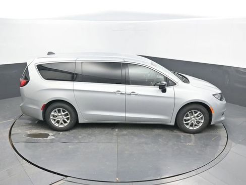 New 2026 Chrysler Voyager LX image 48