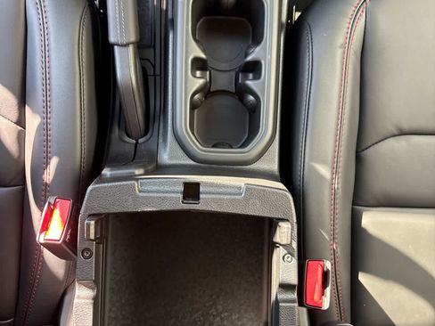 New 2025 Jeep Wrangler Unlimited Rubicon image 30