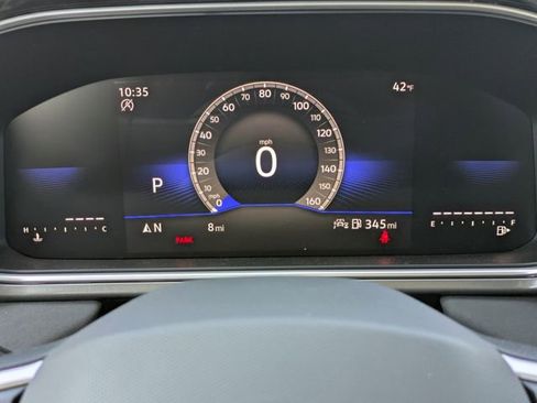 New 2026 Volkswagen Taos SE image 30