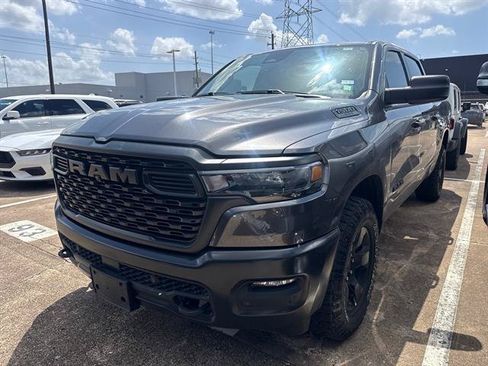 Used 2025 RAM 1500 Warlock AWD/4WD image 4