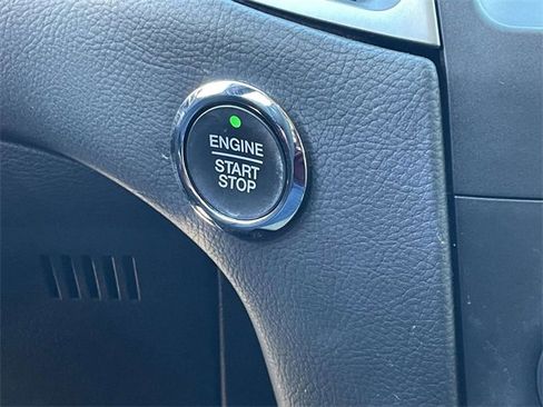 Certified 2019 Ford Edge SEL w/ Equipment Group 201A image 16