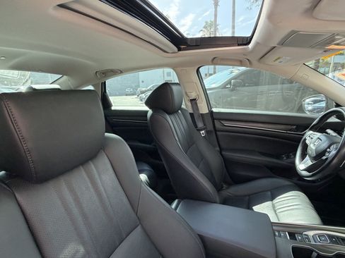 Used 2022 Honda Accord EX-L image 47