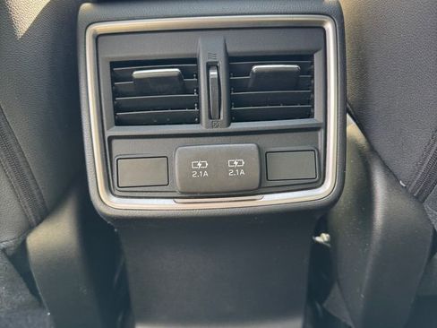 Used 2021 Subaru Forester Premium image 36