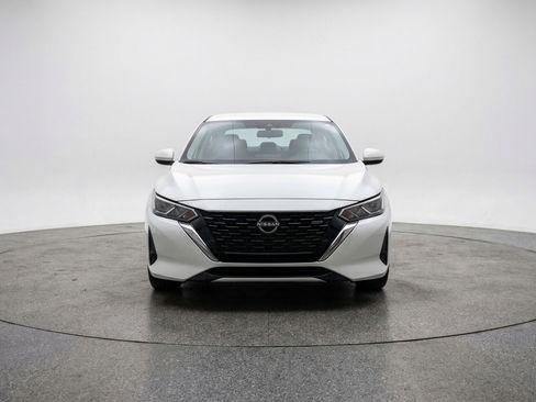 Used 2025 Nissan Sentra S FWD image 2