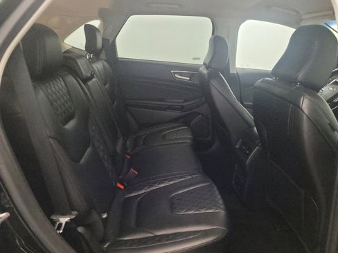 Used 2023 Ford Edge Titanium AWD/4WD image 19