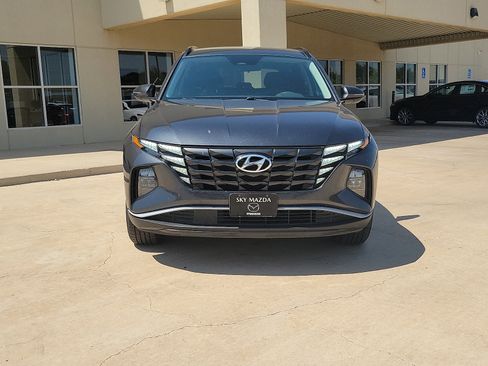 Used 2022 Hyundai Tucson SEL w/ Cargo Package FWD image 2