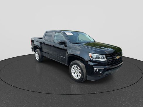 Used 2022 Chevrolet Colorado LT w/ LT Convenience Package AWD/4WD image 2