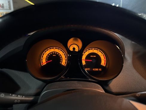 Used 2007 Saturn Sky Red Line image 9