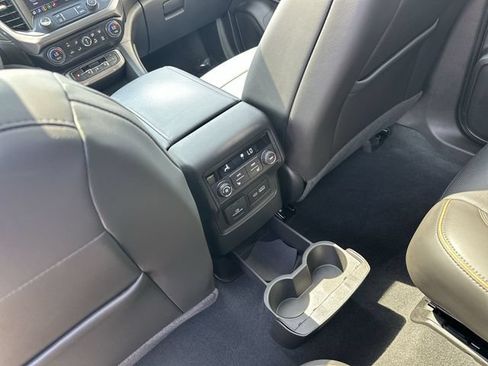 Used 2023 GMC Acadia AT4 w/ Technology Package AWD/4WD image 25