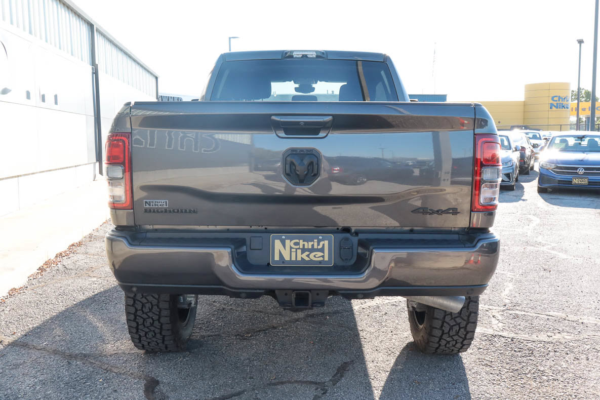 Used 2024 RAM 2500 Big Horn w/ Night Edition AWD/4WD image 5