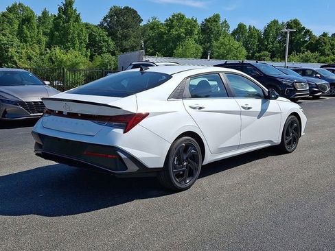New 2026 Hyundai Elantra SEL Sport Premium FWD image 19