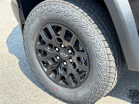 New 2026 Chevrolet Colorado Trail Boss AWD/4WD image 19