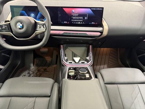 Used 2025 BMW X3 xDrive30i w/ Premium Package AWD/4WD image 9