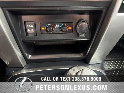 Used 2018 Toyota 4Runner Limited AWD/4WD image 15