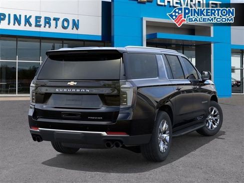 New 2025 Chevrolet Suburban Premier image 5