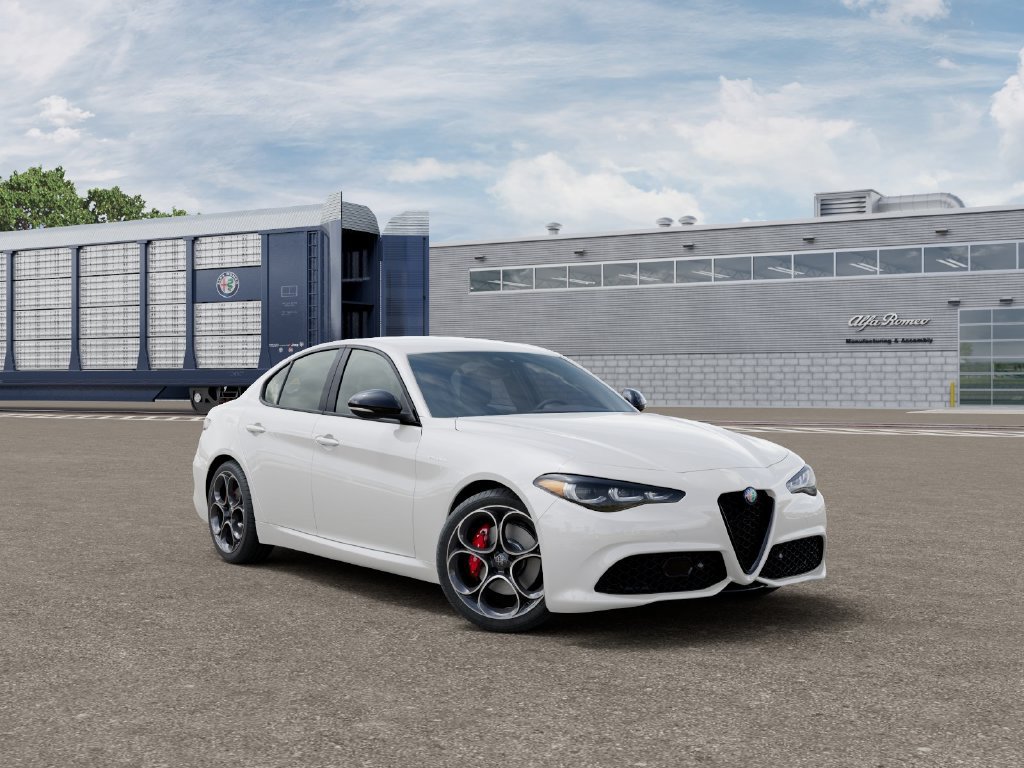 New 2026 Alfa Romeo Giulia RWD image 5