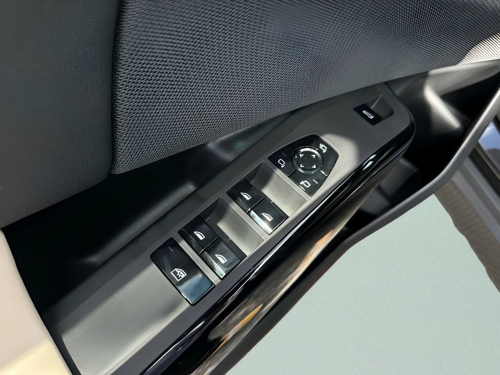 New 2026 BMW X3 xDrive30i AWD/4WD image 12