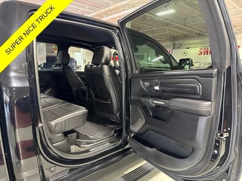 Used 2020 RAM 1500 Limited w/ Black Appearance Package AWD/4WD image 39