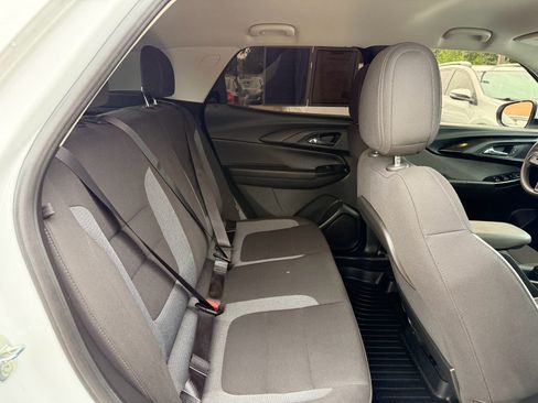 Used 2021 Chevrolet TrailBlazer LT w/ Convenience Package FWD image 25