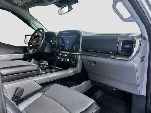 Used 2022 Ford F150 Lariat w/ FX4 Off-Road Package AWD/4WD image 27